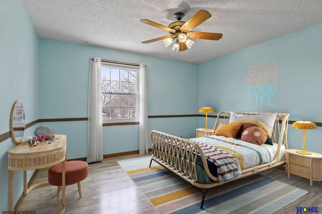 5822 Fieldcrest Way, Lincoln, NE 68512