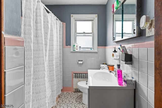 794 Stuyvesant Ave, Irvington Twp., NJ 07111