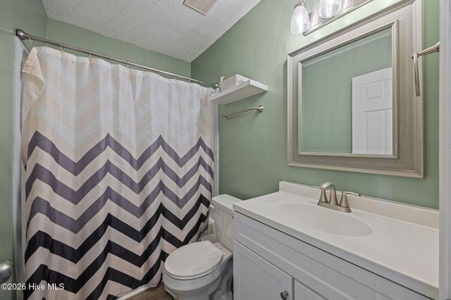 303 Greenbriar Drive, Jacksonville, NC 28546