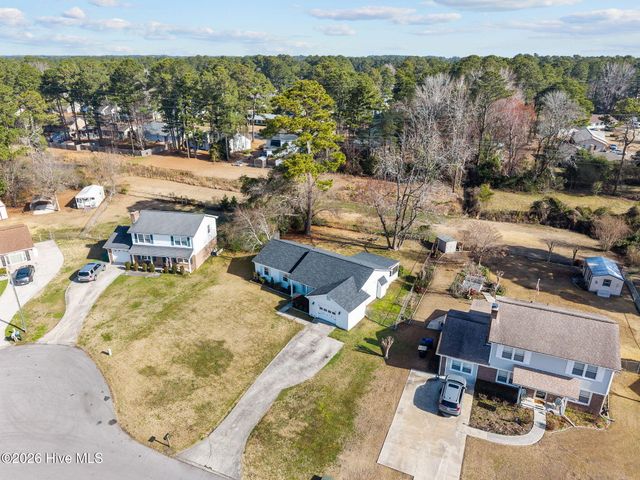 303 Greenbriar Drive, Jacksonville, NC 28546