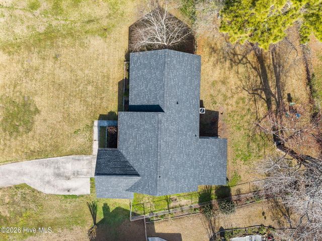 303 Greenbriar Drive, Jacksonville, NC 28546