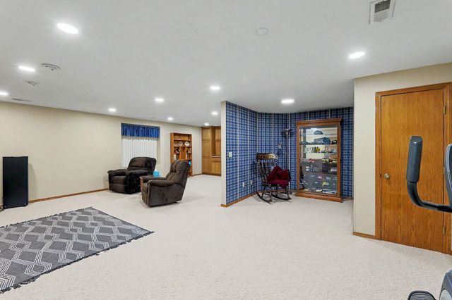 10931 W Dora, Wichita, KS 67209