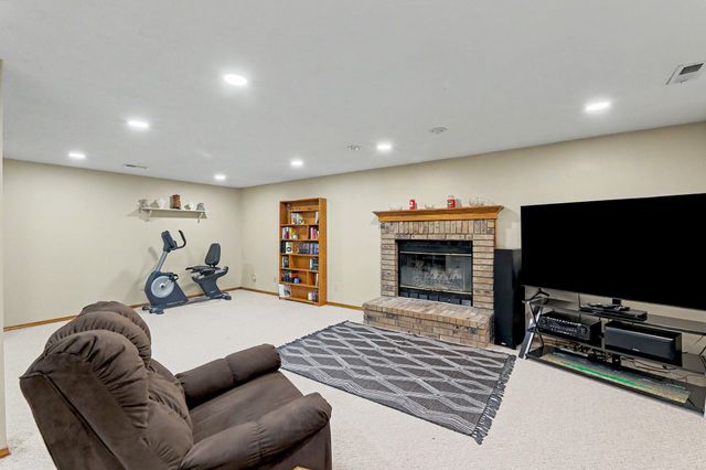 10931 W Dora, Wichita, KS 67209