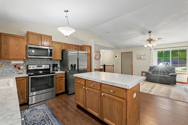 10931 W Dora, Wichita, KS 67209