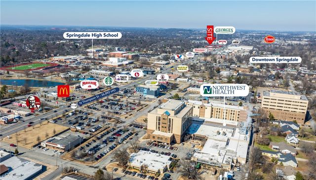 812 N Thompson Street 10, Springdale, AR 72764