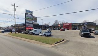 812 N Thompson Street 10, Springdale, AR 72764