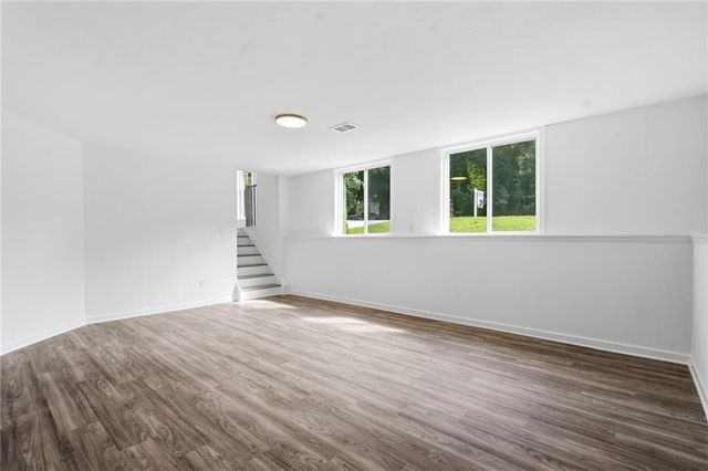 1060 S Millard Way, Stone Mountain, GA 30088