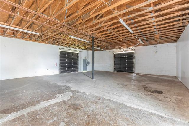 813 E Whitewing Avenue, Mcallen, TX 78501