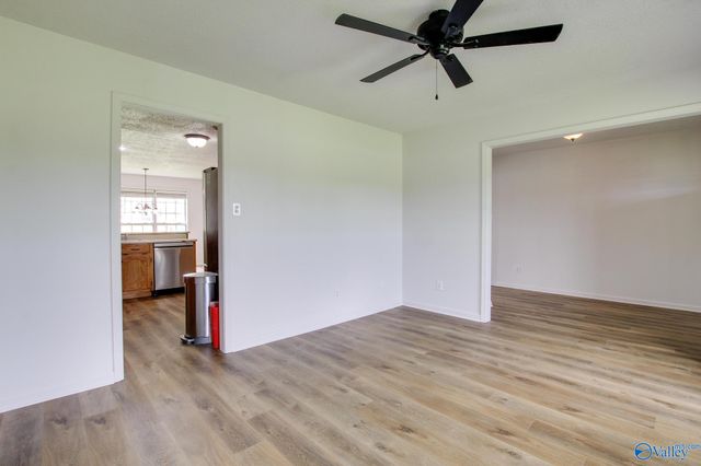 1309 Nanceford Road SW, Hartselle, AL 35640