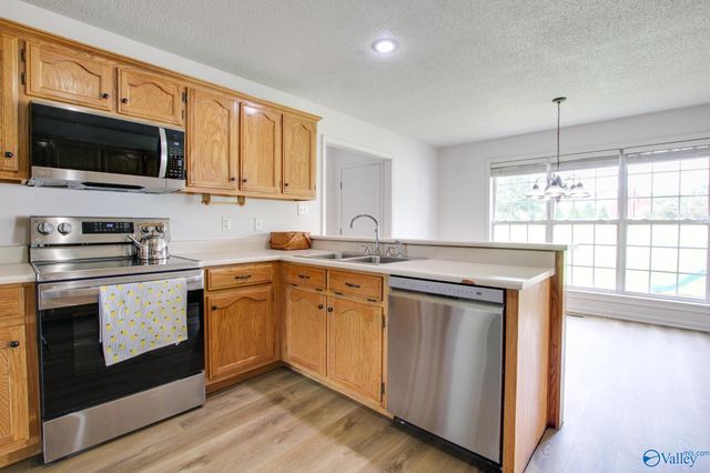 1309 Nanceford Road SW, Hartselle, AL 35640