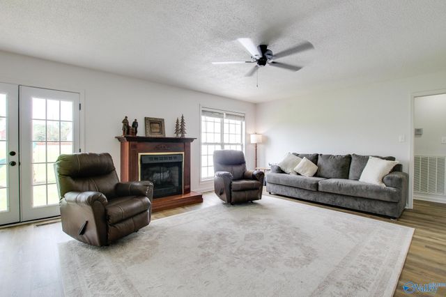 1309 Nanceford Road SW, Hartselle, AL 35640