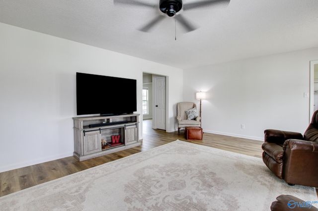1309 Nanceford Road SW, Hartselle, AL 35640