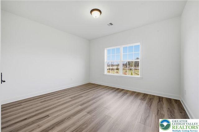 1505 Corkscrew Drive 12, Bushkill Twp, PA 18091