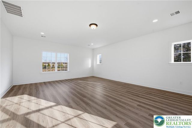 1505 Corkscrew Drive 12, Bushkill Twp, PA 18091