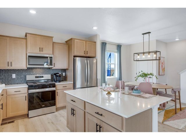 818 Trumpet Ln, Windsor, CO 80550