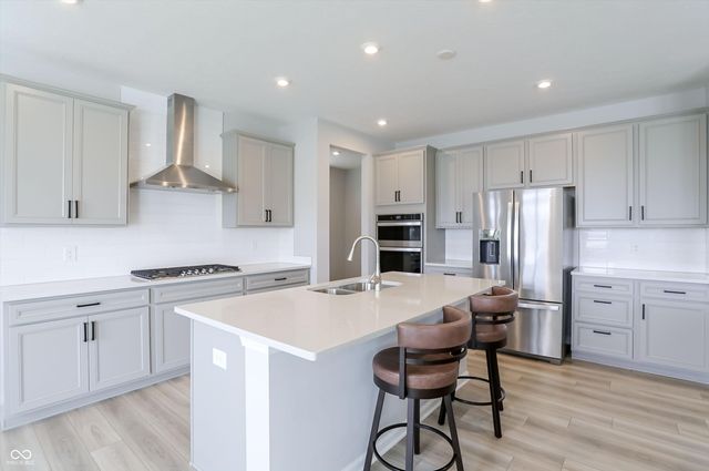 6807 Sable Point Drive, Brownsburg, IN 46112