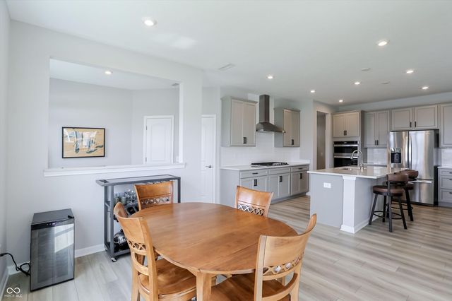 6807 Sable Point Drive, Brownsburg, IN 46112