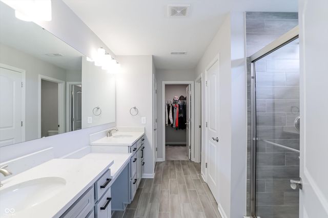 6807 Sable Point Drive, Brownsburg, IN 46112