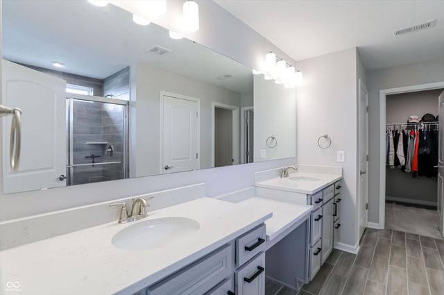 6807 Sable Point Drive, Brownsburg, IN 46112