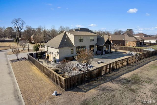 1002 Laurelwood Drive, Kennett, MO 63857