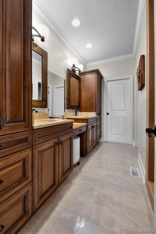 1002 Laurelwood Drive, Kennett, MO 63857