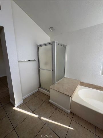 1087 Serena, San Jacinto, CA 92583