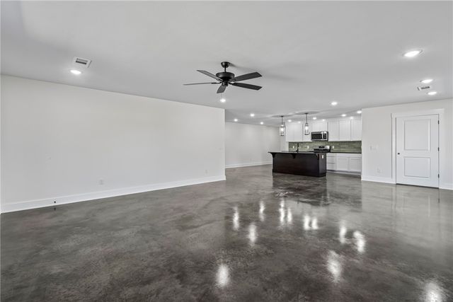 86 W Watson Lane, Farmington, AR 72730