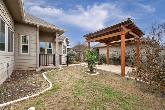 392 Tilly LN, Buda, TX 78610