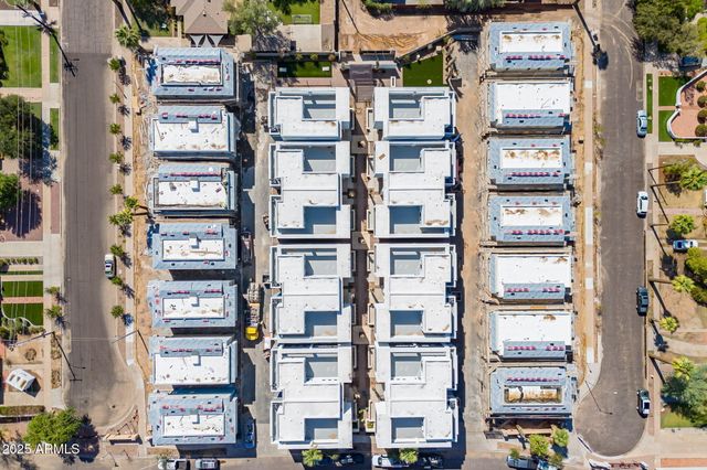 123 W HOLCOMB Lane, Phoenix, AZ 85003