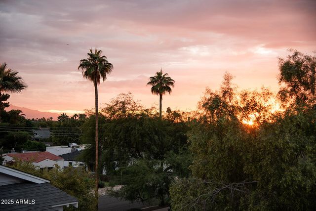 123 W HOLCOMB Lane, Phoenix, AZ 85003