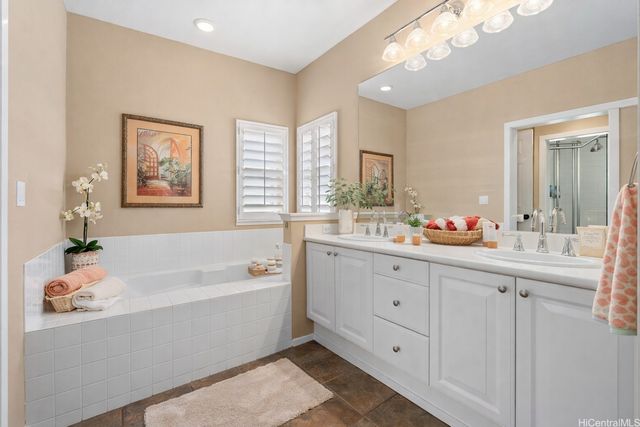 92-1090 Olani Street 10-2, Kapolei, HI 96707