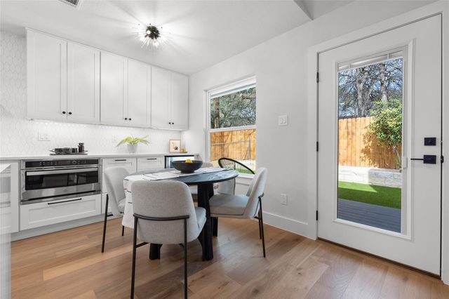 2404 Monarch DR, Austin, TX 78748