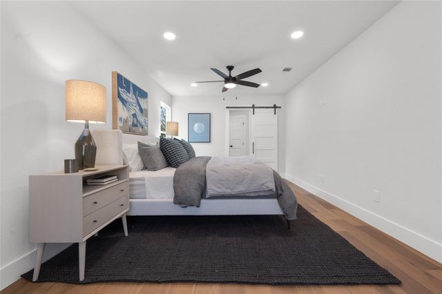 2404 Monarch DR, Austin, TX 78748