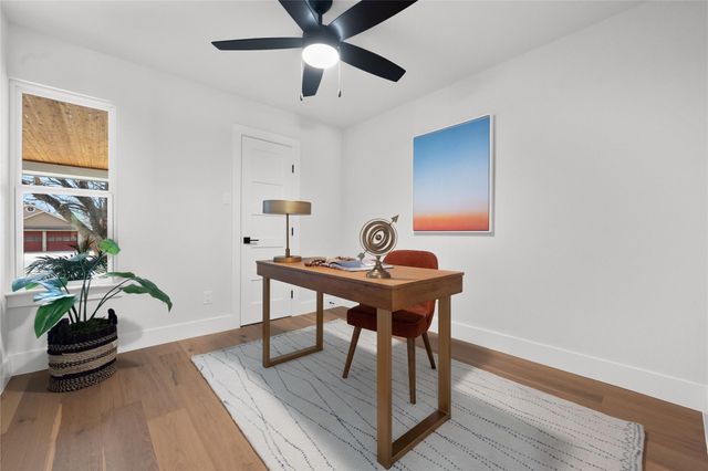 2404 Monarch DR, Austin, TX 78748