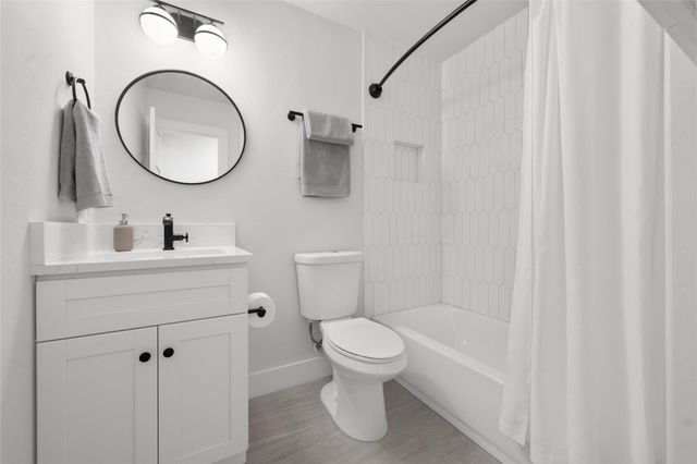 2404 Monarch DR, Austin, TX 78748