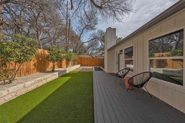 2404 Monarch DR, Austin, TX 78748