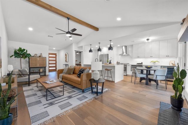 2404 Monarch DR, Austin, TX 78748