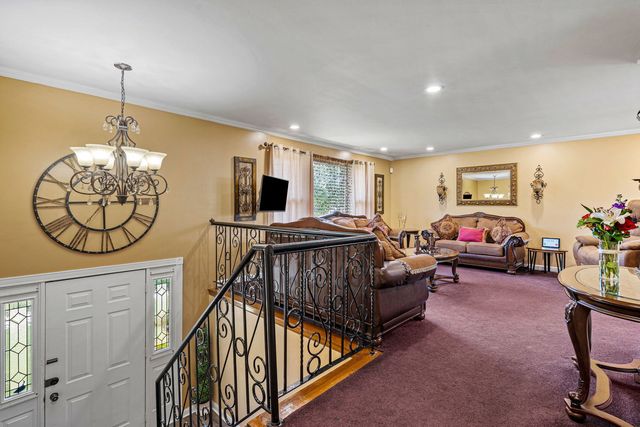 16950 90TH Avenue, Orland Hills, IL 60487