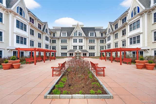 225 Stanley Avenue 204, Mamaroneck, NY 10543