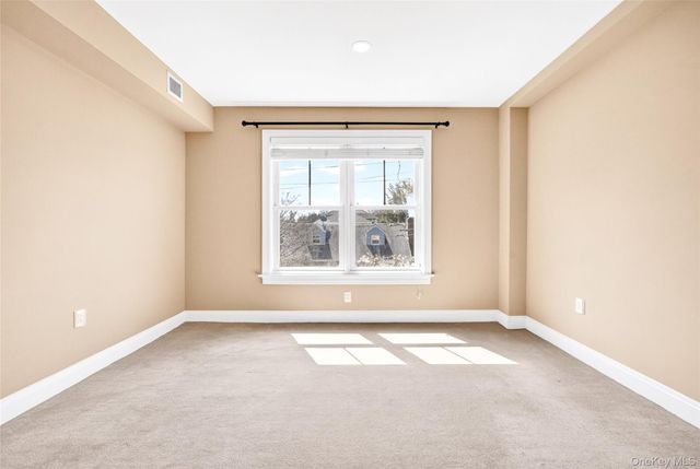 225 Stanley Avenue 204, Mamaroneck, NY 10543