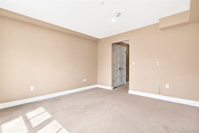 225 Stanley Avenue 204, Mamaroneck, NY 10543