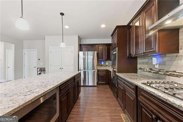 6160 Belmont Drive, Douglasville, GA 30135