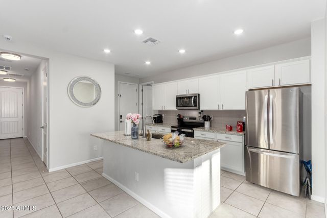 24591 W MOHAVE Street, Buckeye, AZ 85326