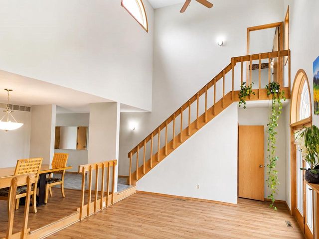 3529 N MORRISON STREET, Appleton, WI 54911
