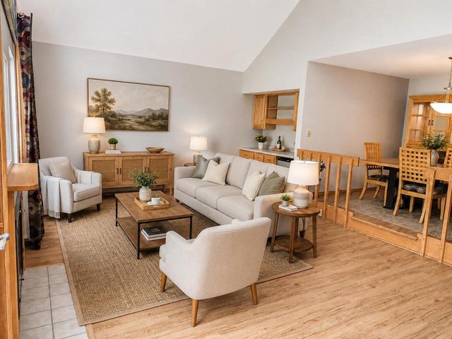 3529 N MORRISON STREET, Appleton, WI 54911