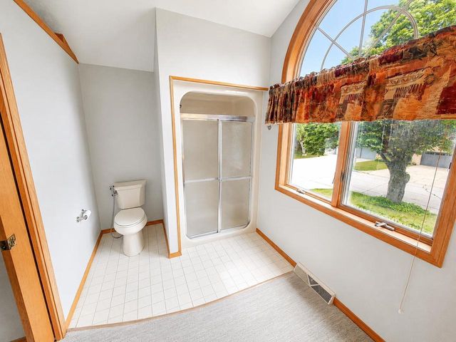 3529 N MORRISON STREET, Appleton, WI 54911