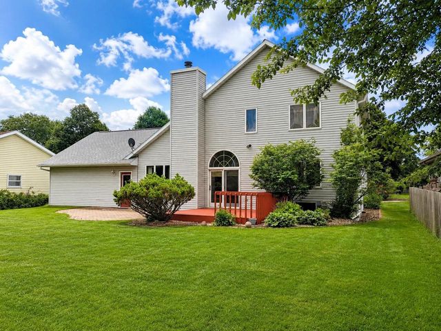 3529 N MORRISON STREET, Appleton, WI 54911