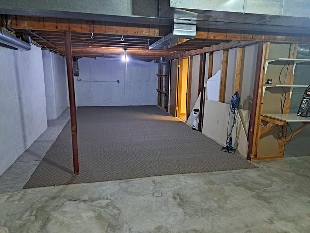 3529 N MORRISON STREET, Appleton, WI 54911