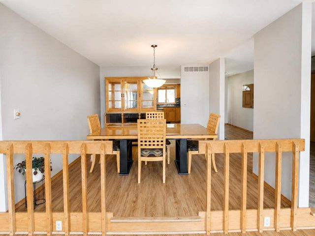 3529 N MORRISON STREET, Appleton, WI 54911