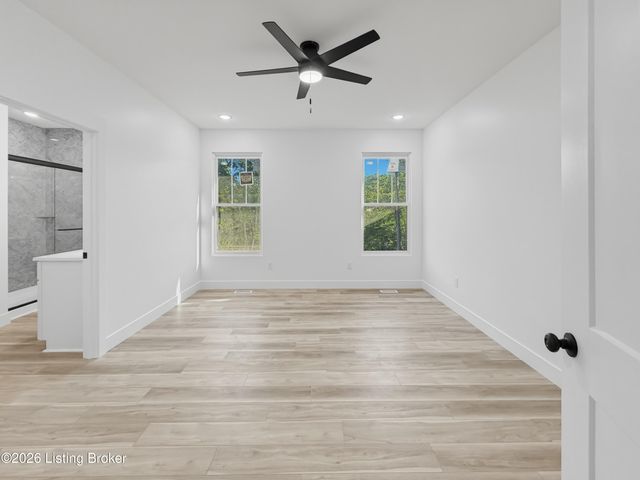 244 Quail Run Rd, Brandenburg, KY 40108